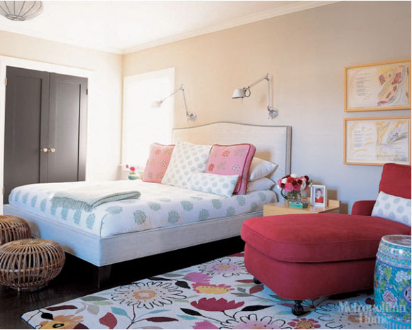 green-room-floral-bed-main